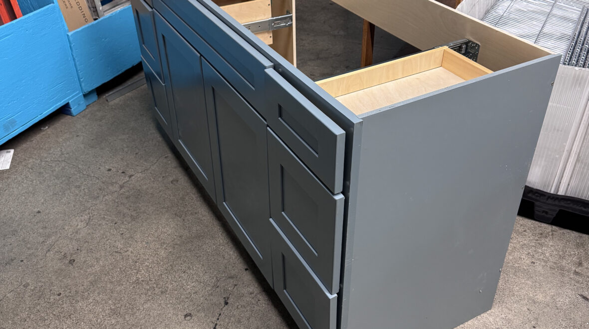 Volunteering at Re:Store